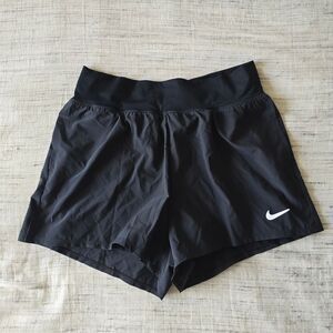 Nike Womens Athletic Shorts With Built In Shorts Liner